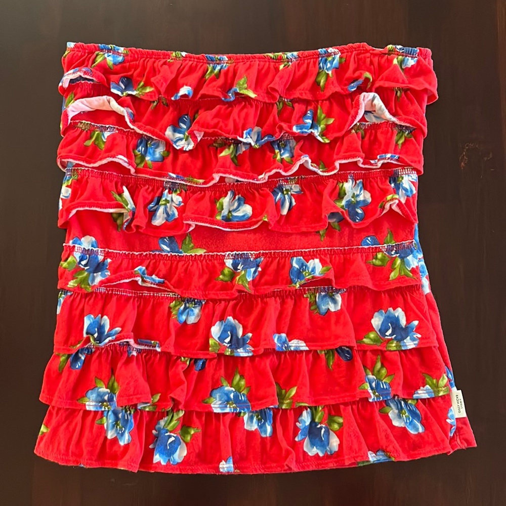 Gilly Hicks ruffled tube top